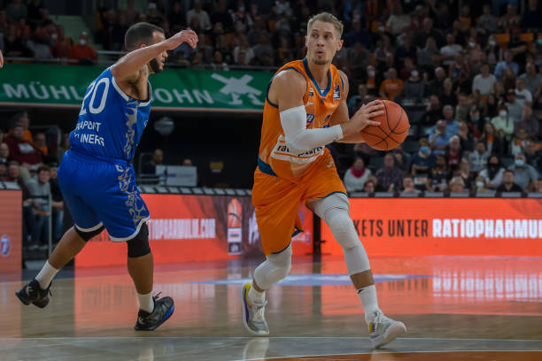 表现值得期 表现值得期