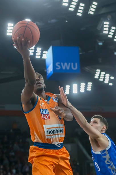 四川队遭遇 四川队遭遇